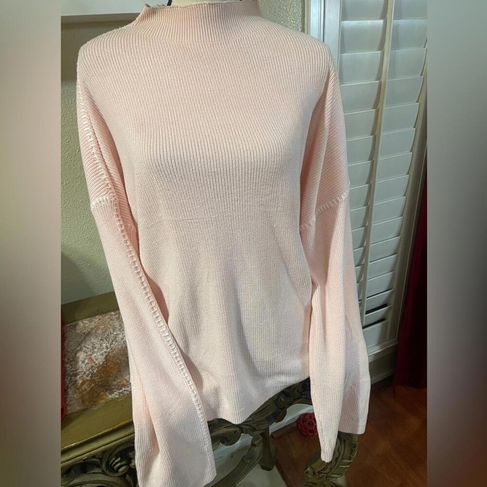 NWT Elegant Light Pink Turtleneck Sweater, XL
